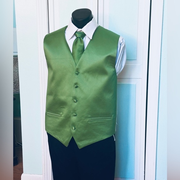 Clover Green Satin Closed Back Vest Wedding Prom Men’s 3XL 3X with tie - Picture 1 of 5